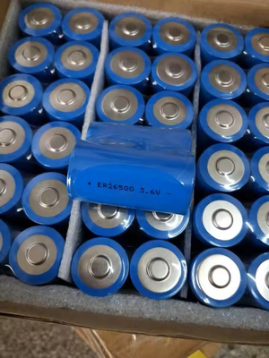 باتری لیتیوم Er26500 3.6v 8500mah 9ah lisocl2 باتری لیتیوم Er26500 C اندازه 3.6V 9000mah باتری لیتیوم اولیه